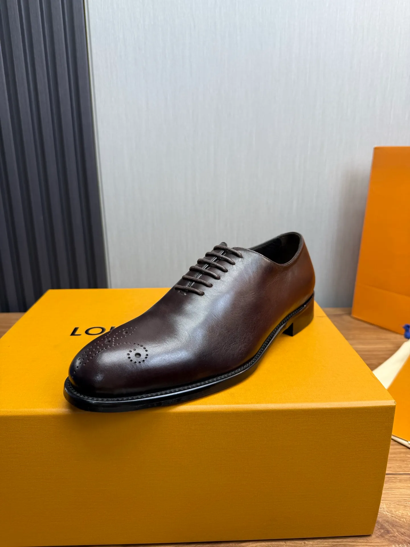 Men's shoes💰760💰 LV. Men's business casual leather shoes, 1:1 shipment ⬆️Luxurious and noble👞All imported original brand leather, just to create a more comfortable wearing experience, upper: original cowhide ➕Imported full cow lining, original leather outsole ✔️36-45 (38.45 non-refundable)